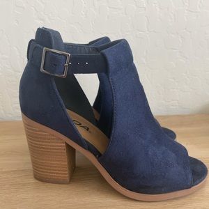 SODA navy chunky peep toe heel